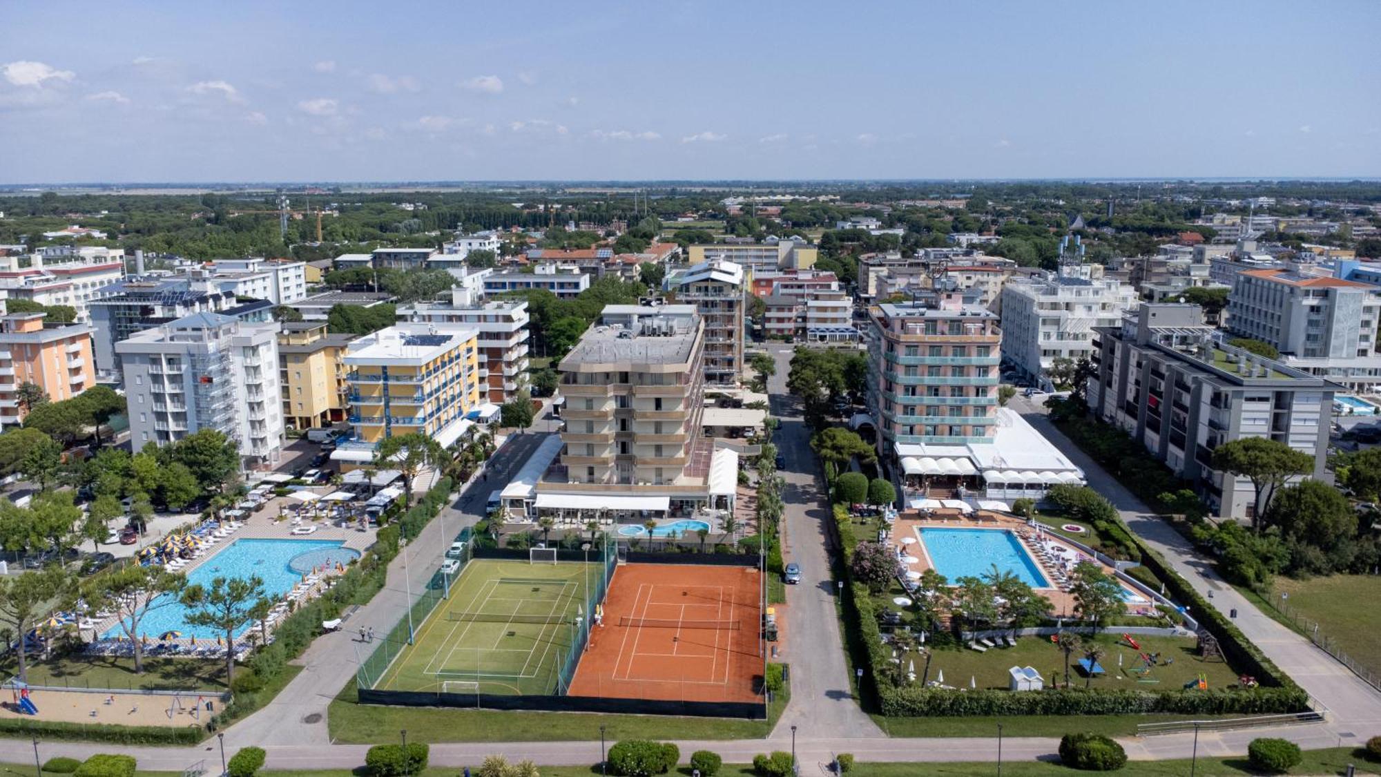 Hotel Excelsior Bibione Luaran gambar
